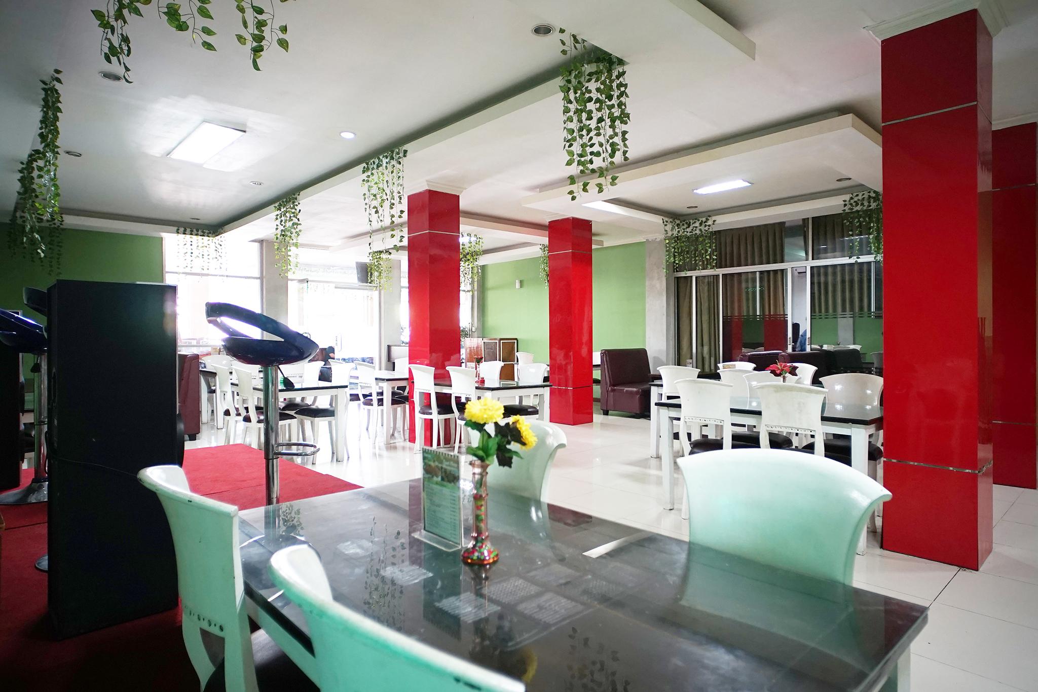 Capital O 2885 Hemra Hotel Balikpapan  Zewnętrze zdjęcie